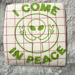 Green "I Come In Peace" Alien Decal Medium